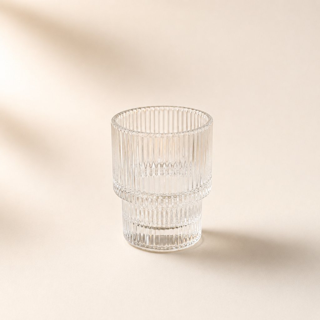 VERRE A EAU STRIE TRANSPARENT HIGH: ：9CM DIAMETER: ：6.8CM 180ML